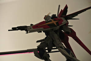 1/100 MG Force Impulse Gundam