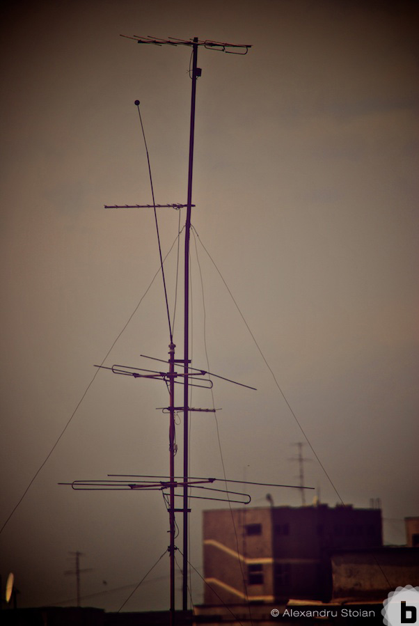 antenna on building