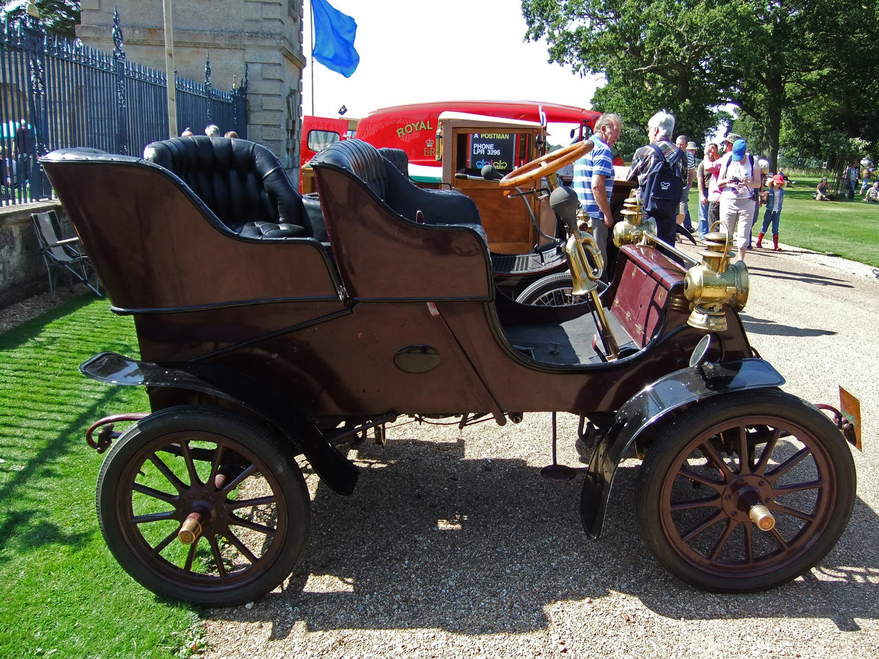 Classic Car 10 - Cadillac