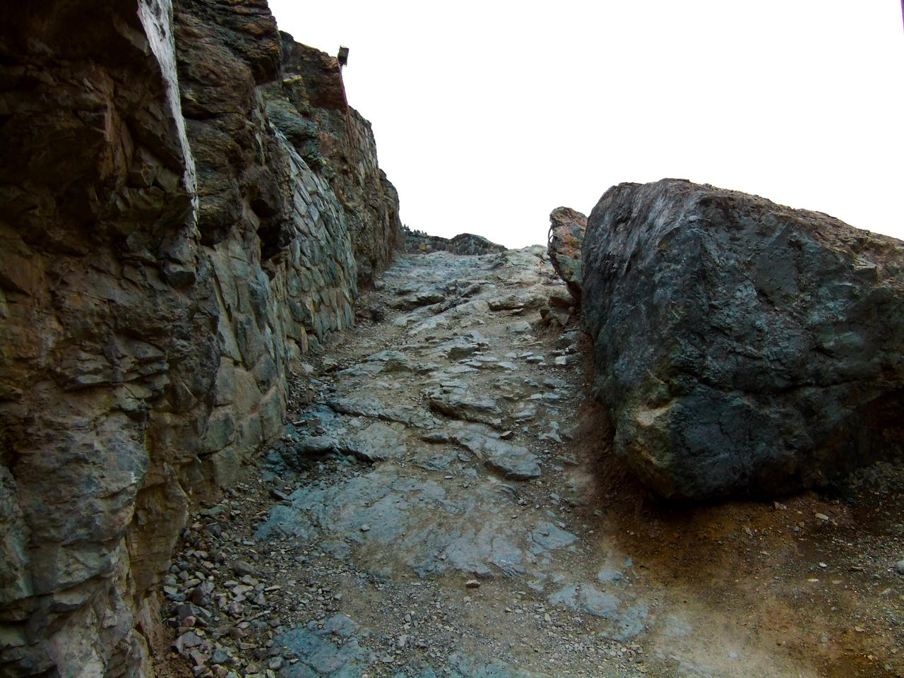 Rock Pass by fuguestock