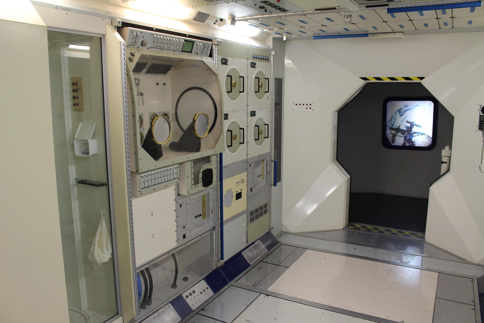 Space Station Interior 3