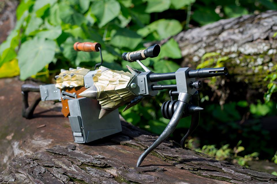 MonHun Gold Valkyrie Light Bow Gun 2 by AshedDreams on DeviantArt