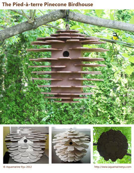 Piedaterre Pinecone Birdhouse