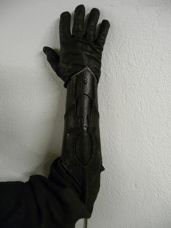 Drow bracers 4