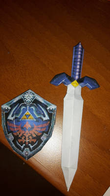 Zelda Ocarina of Time Sword and Shield papercraft