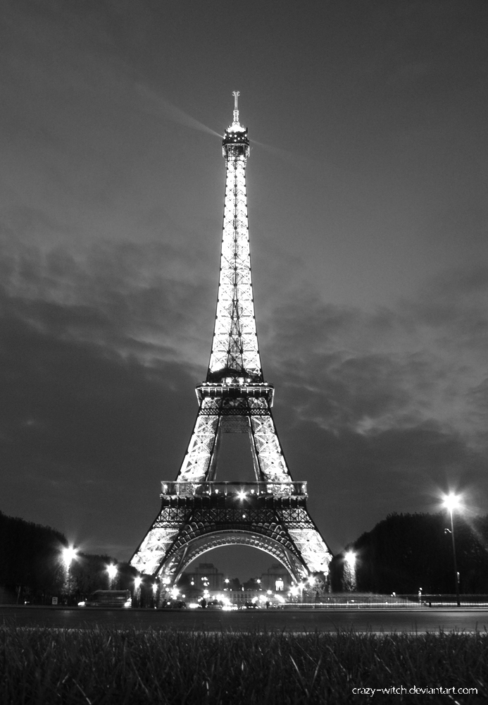 The Eiffel Tower By Night By Crazy Witch On Deviantart
