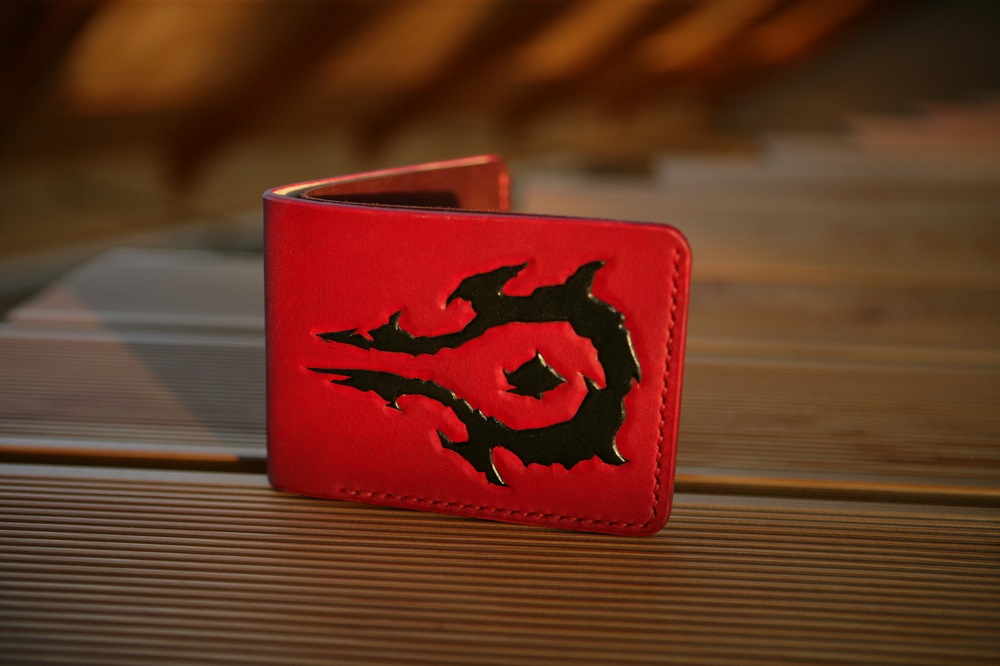 Horde bifold leather wallet