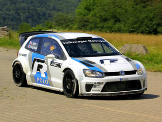 vw polo r wrc test