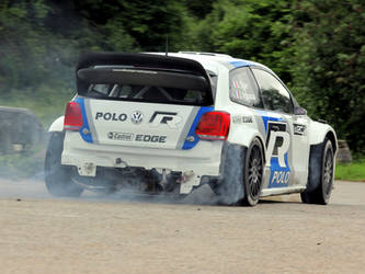 vw polo r wrc test