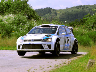 vw polo r wrc test