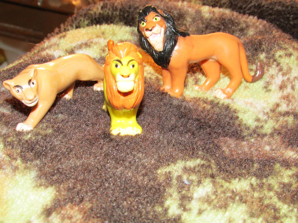 My newest Scar, Mufasa, and Sarabi!!!!