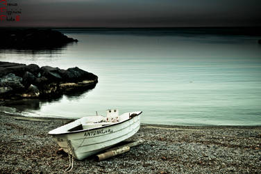 Boat resting by lailalta