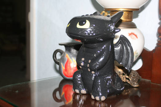 Toothless statue