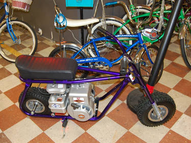 3 HP Briggs Stratton minibike MurphyAutoMuseum.org