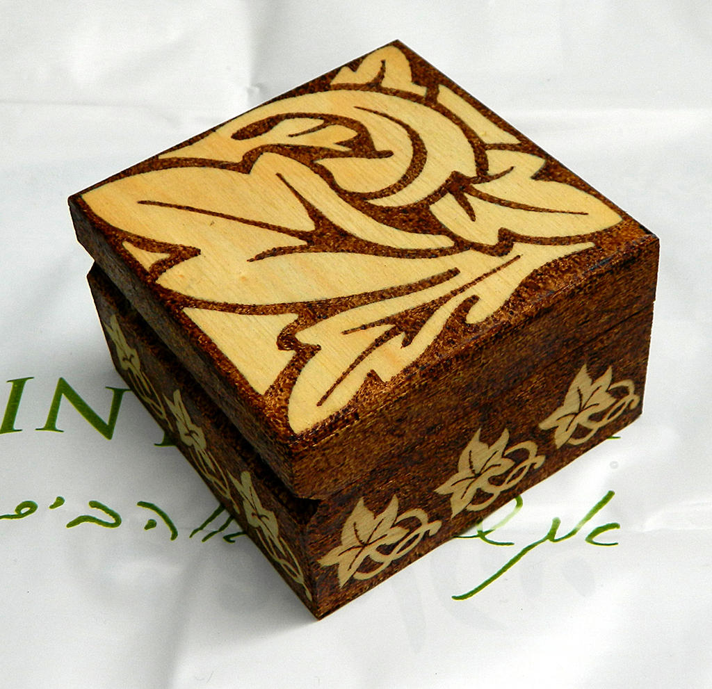 Beautiful pyrography Art Nouveau wooden box by YANKA-arts-n-crafts on ...
