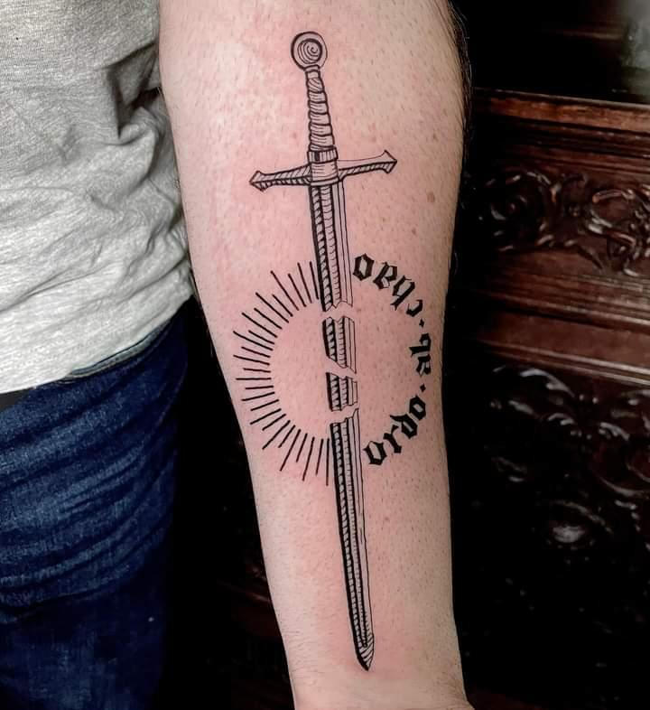 ORDO AB CHAO tattoo broken sword by desaxe84 on DeviantArt