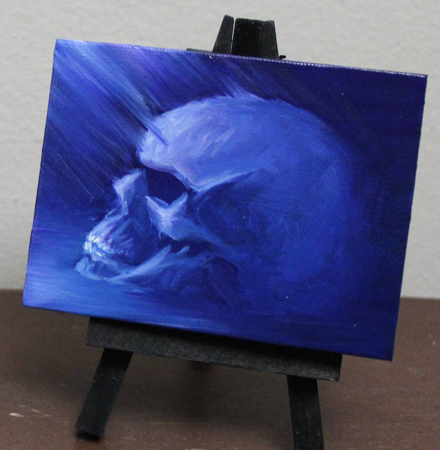 Indigo Mini Skull by crazycolleeny