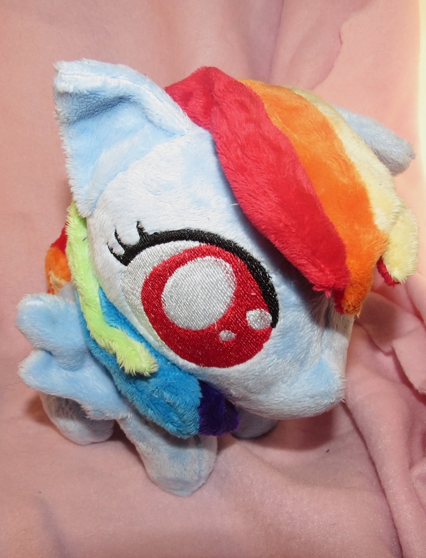 Itty Bitty Rainbow Dash Chibi