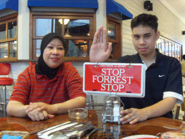 Me and mom at Bubba Gump 2