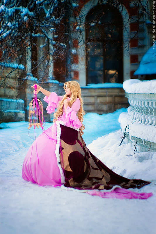 Nunnally. Waiting for... by TaisiaFlyagina