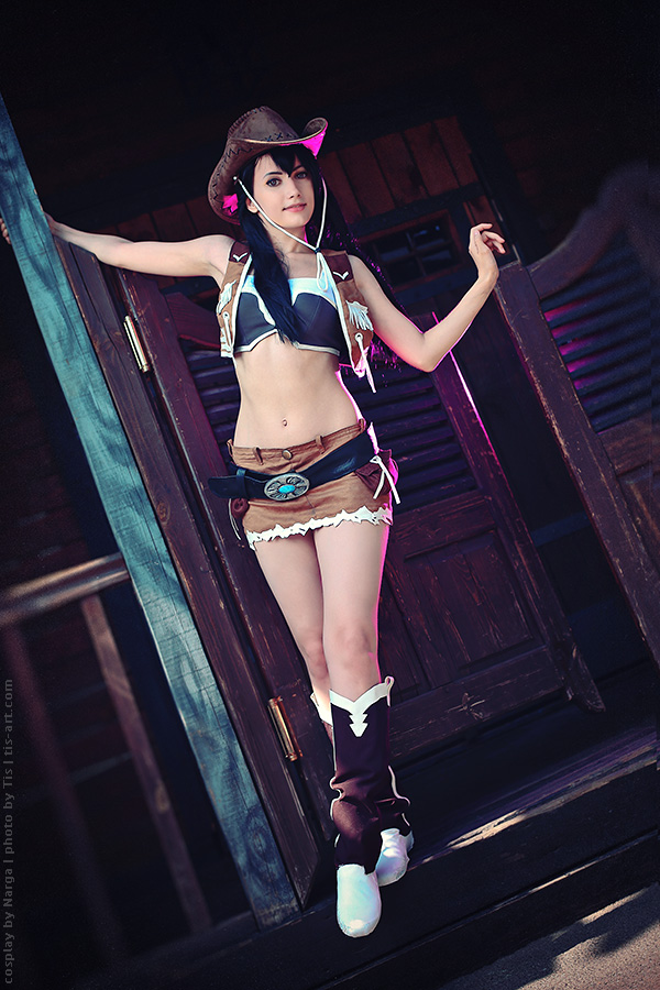 Saloon. Tifa Lockhart