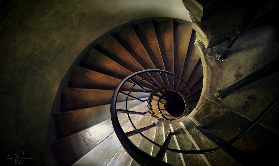 Spiral Stairs by Pajunen