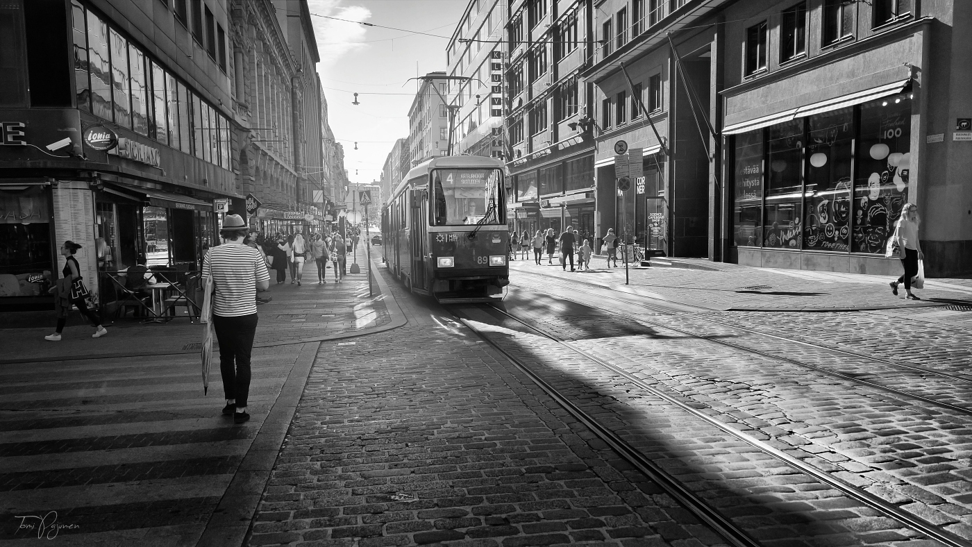 Helsinki streets bw