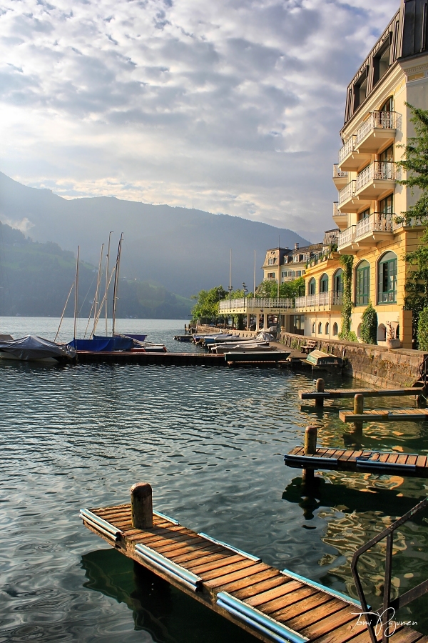 Morning in Zell Am See by Pajunen