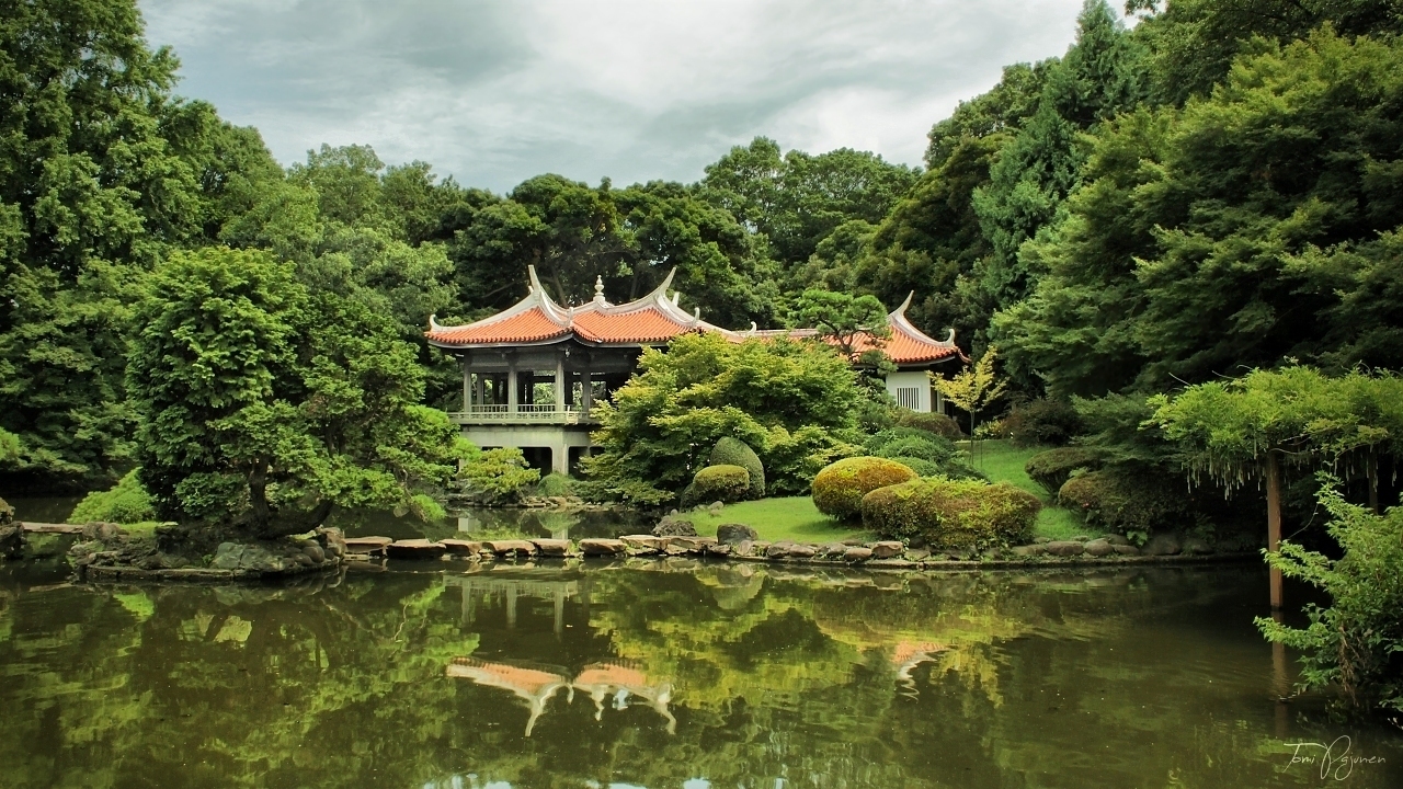 Japanese Garden by Pajunen