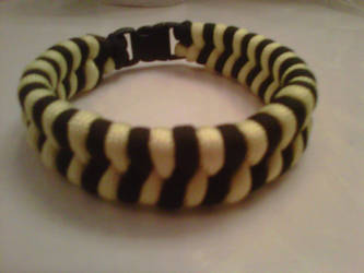 Black and Yellow Paracord Bracelet