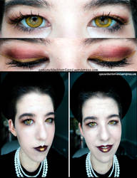 Neautral makeup with gold contacts