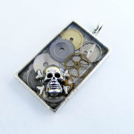 SKULL STEAMPUNK PENDANT 2