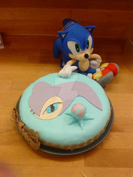 Wanna cut the cake Sonic?