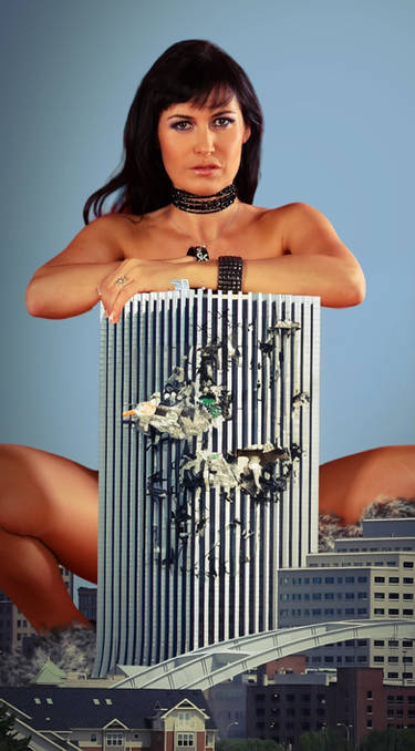 Mega giantess Eva Karera