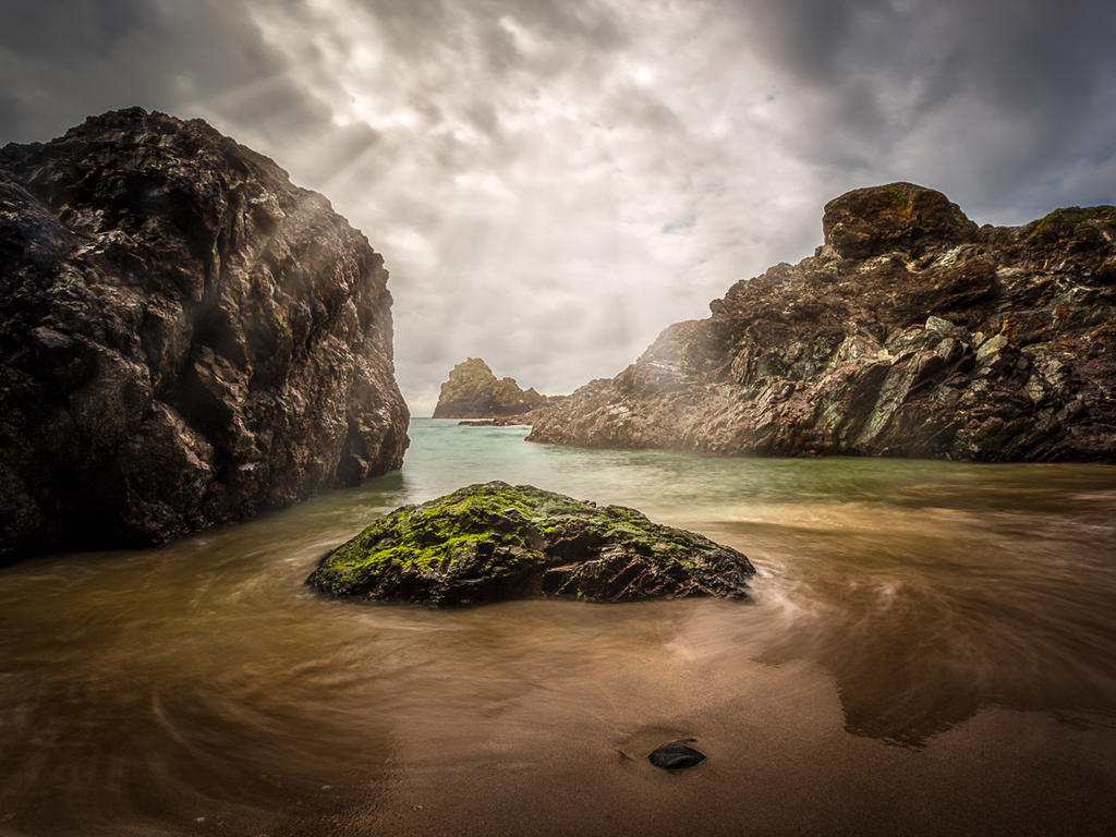 Lightshow on cornwalls coastline