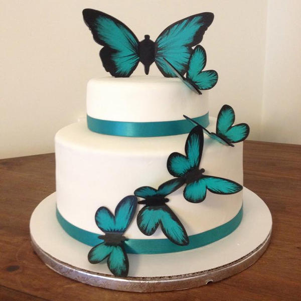 Elegant butterfly cake by SamuelDesigns