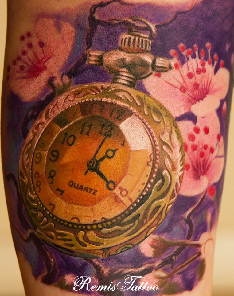 Relistic Tattoo Old Pocket Watch