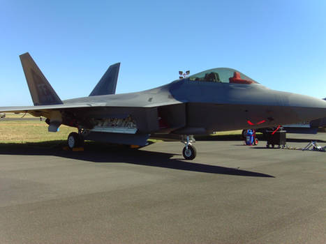 F-22 Raptor - Up Close And Personal