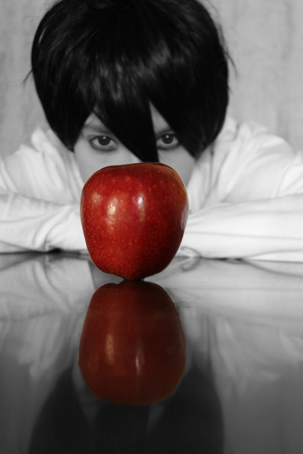 L - shinigamis only eat apples...