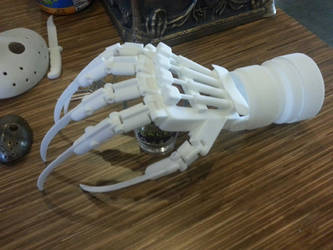new nightmare robot glove 3d print