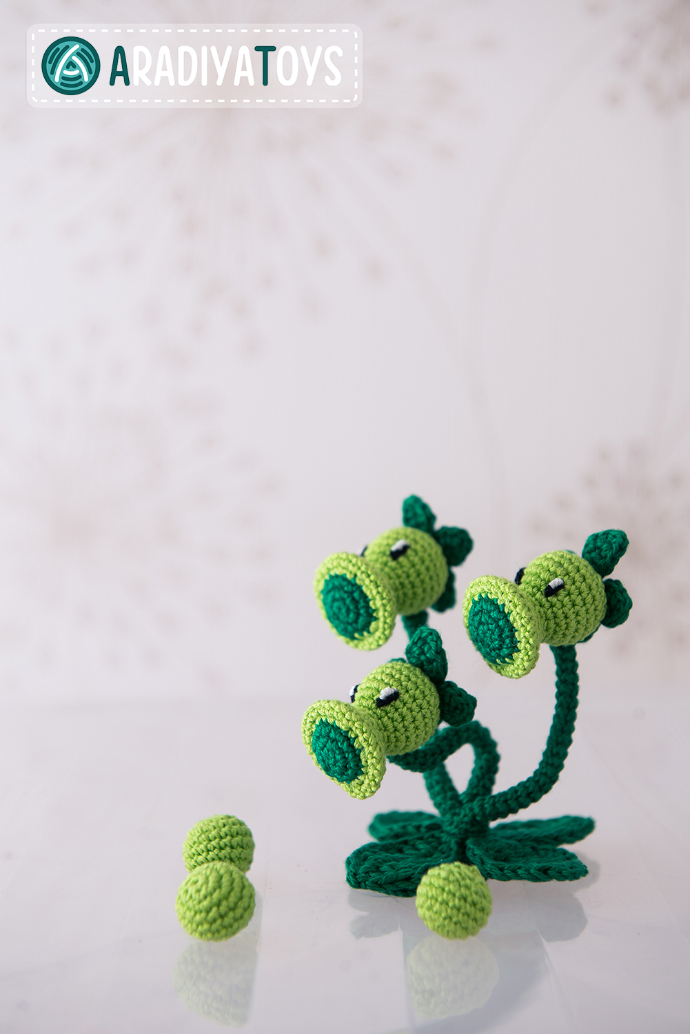 Threepeater from 'Plants vs Zombies',amigurumi toy