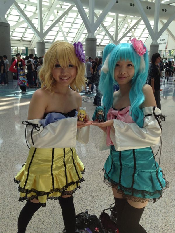 Vocaloid cosplay: colorful x melody