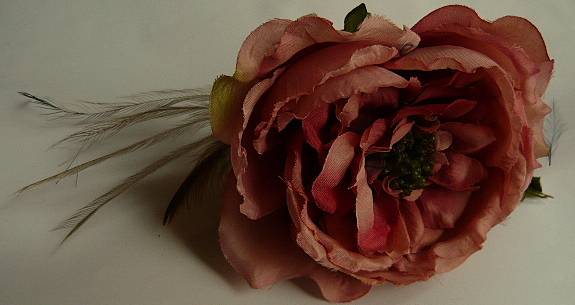 Antique Rose Hairflower