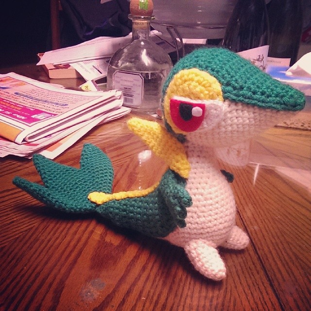 Snivy (Crochet)