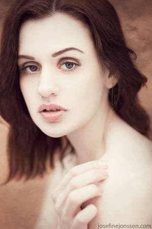 _porcelain. by PurpureaPhotography