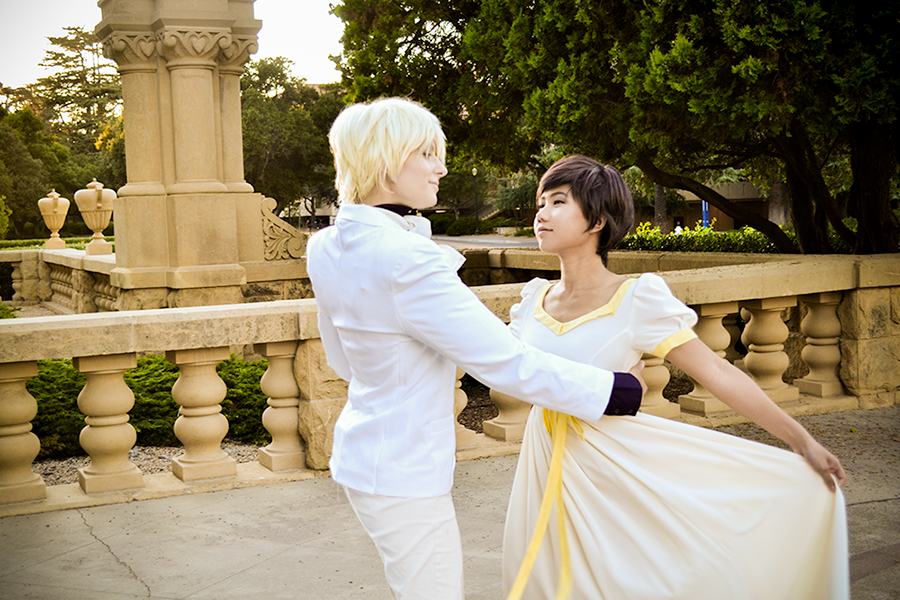 Tamaki and Haruhi Cosplay | Ouran Finale 4