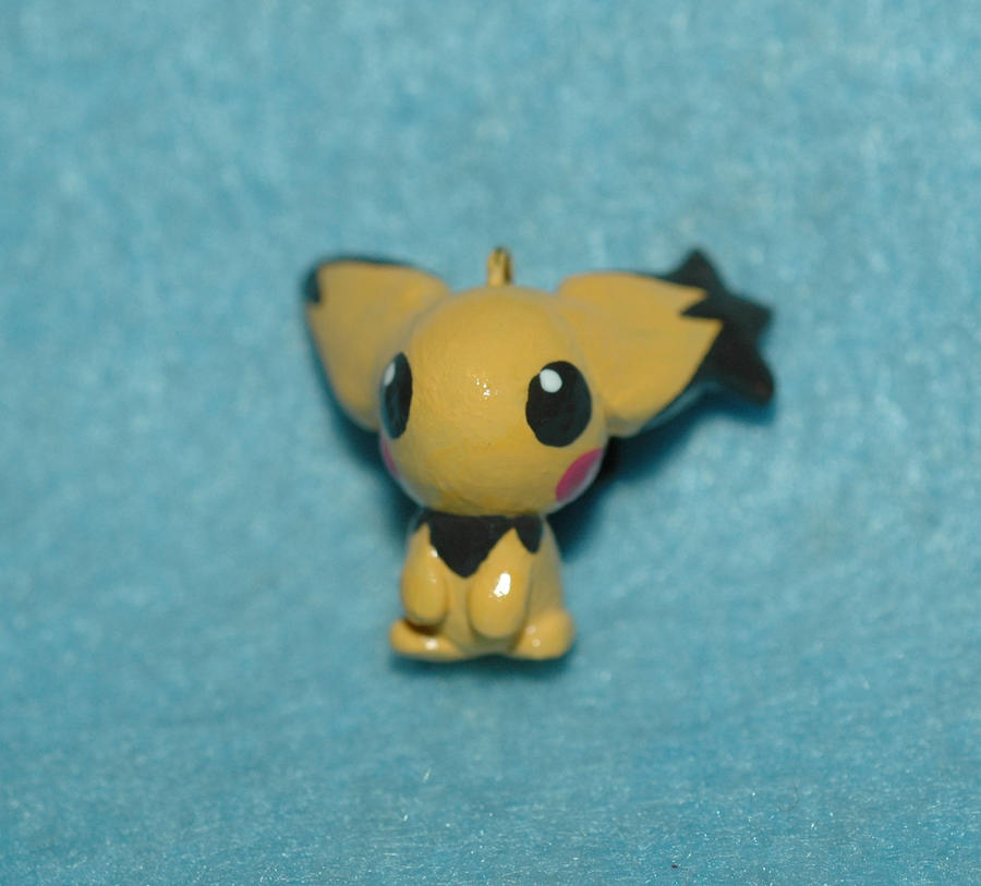 Star-Spky eared Pichu Keychain