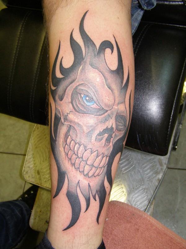 Skull Tribal