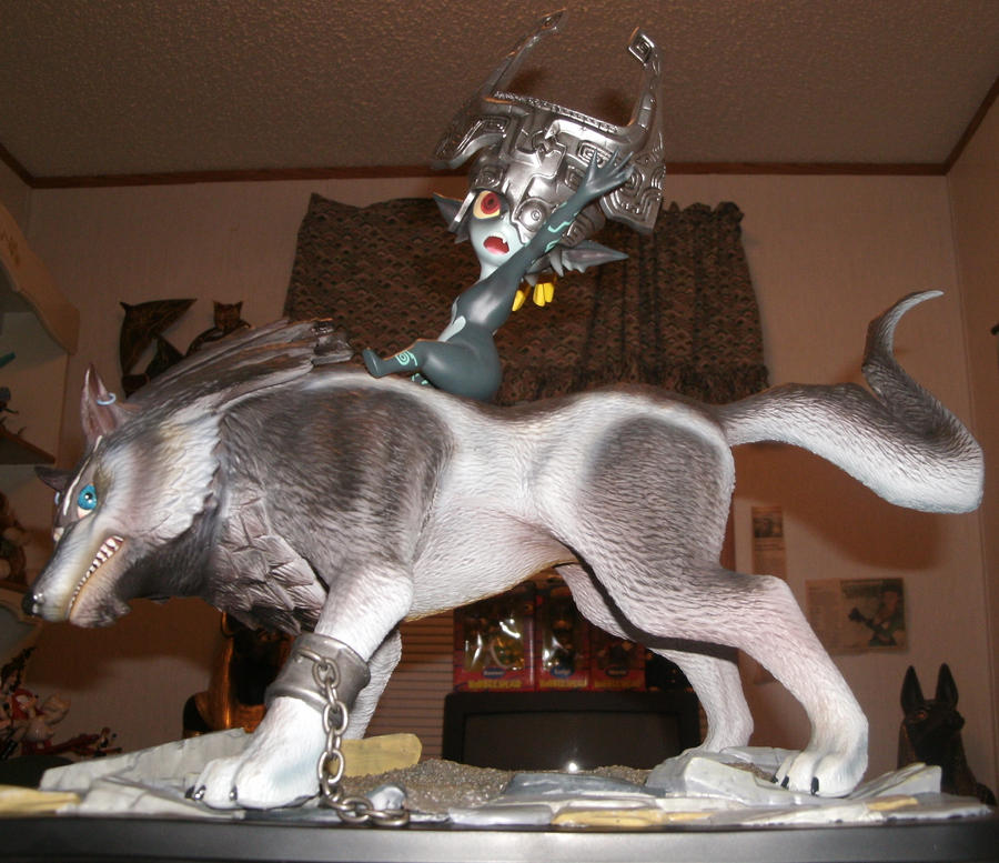 Wolf Link and Midna view from below