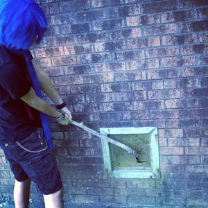 kaito smashes a window